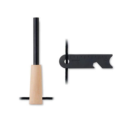 Instrumente de aprindere a focului din lemn de pin