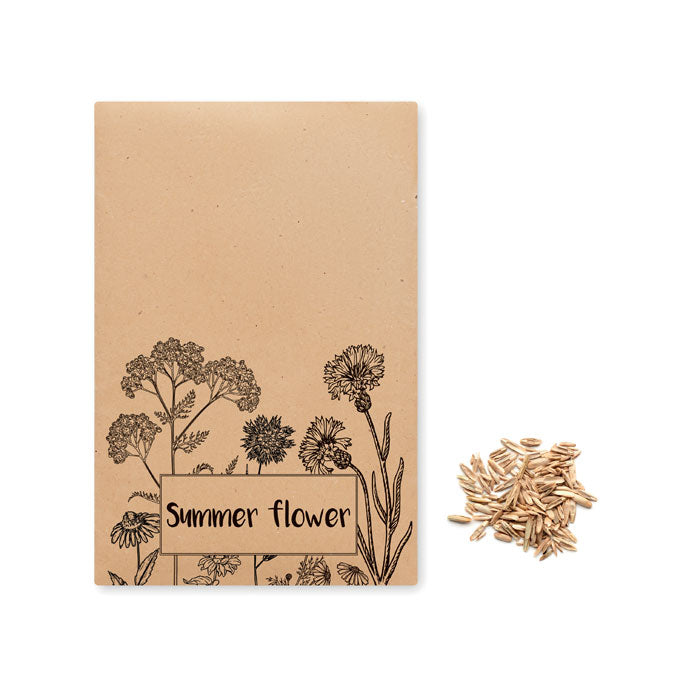 Florile amesteca semintele in plic
