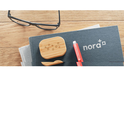 Casti TWS in carcasa din bambus