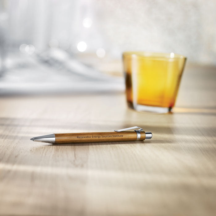 Pix automat din bambus