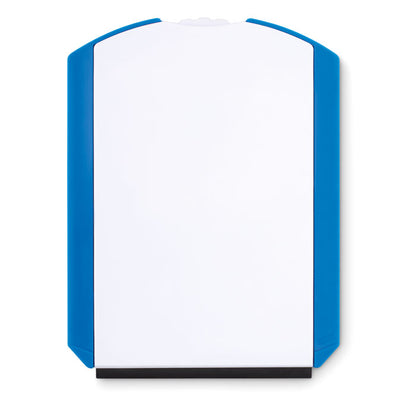 Racleta de gheata in cardul de parcare