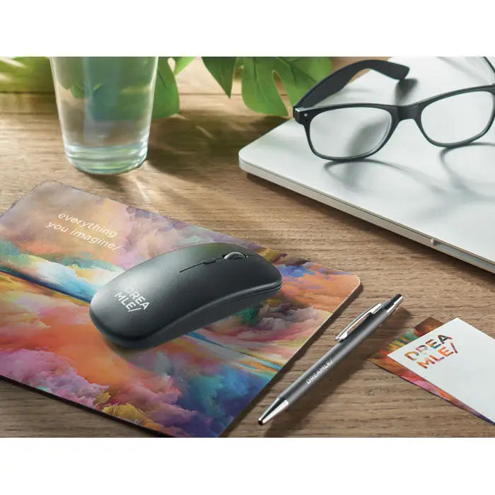 Mouse fara fir reincarcabil negru cu design ergonomic si brand dream lee pe laterala