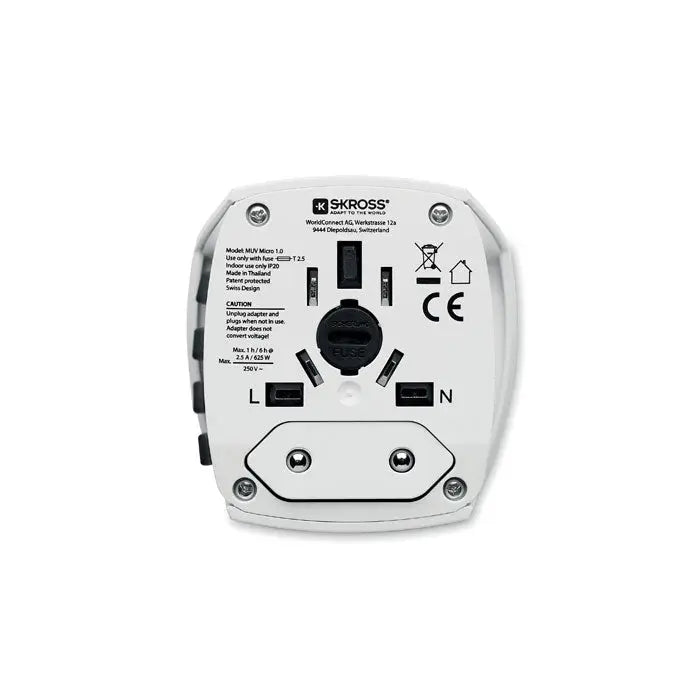 Adaptor de alimentare 12v skross worldconnect rc alb cu multiple porturi usb si prize ac pentru uz mondial muV micro 2 poli