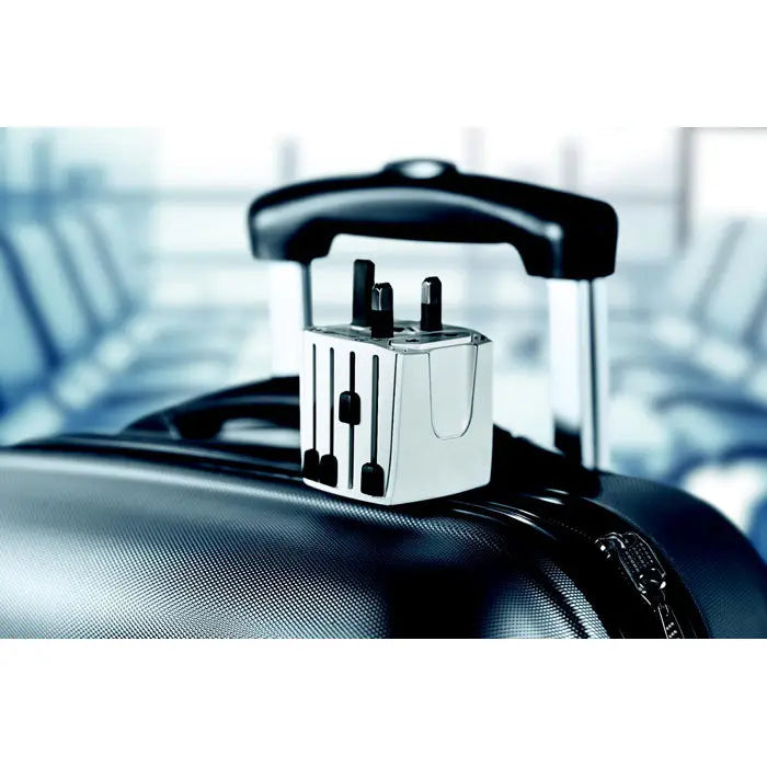 Adaptor de călătorie muv micro 2 poli din metal argintiu cu multiple configurații de priză și inserții negre din plastic