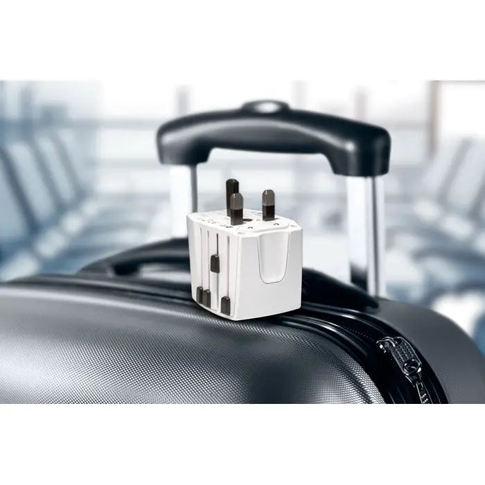Adaptor universal de călătorie MUV USB 2 poli din plastic alb cu multiple configurații și port usb integrat