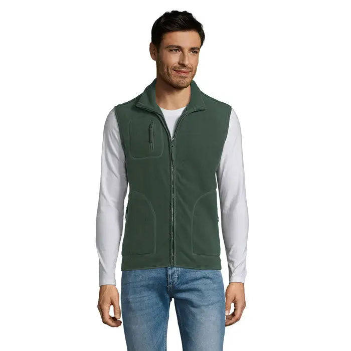 Vestă fleece norvegia unisex verde închis cu fermoar frontal și trei buzunare din fleece moale