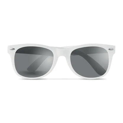 Ochelari de soare cu protectie UV cu rama alba din plastic si lentile oglinda gri inchis