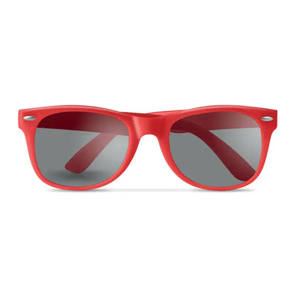 Ochelari de soare cu protectie UV cu rama rosie din plastic si lentile gri cu gradient