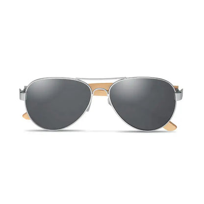 Ochelari de soare aviator cu rama metalica argintie, varfuri din lemn deschis si lentile oglinda gri inchis