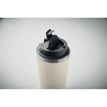 Pahar cu captuseala ceramica 350 ml bej izolat cu capac negru si inel argintiu pentru calatorii