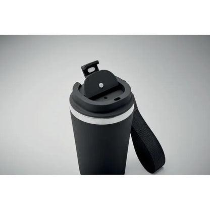 Pahar cu perete dublu 350 ml negru izolat cu rimă argintie, capac flip-top și curea din material textil