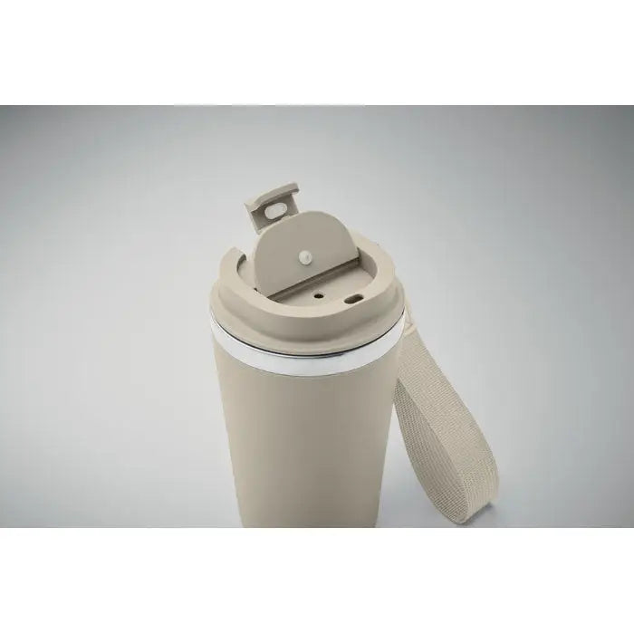 Pahar cu perete dublu 350 ml beige cu izolație, capac potrivit și bretea din material textil pentru călătorii