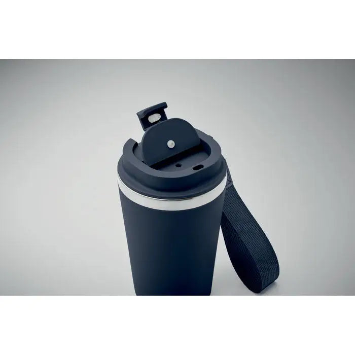 Pahar cu perete dublu 350 ml negru izolat cu banda argintie, capac flip-top si curea din material textil