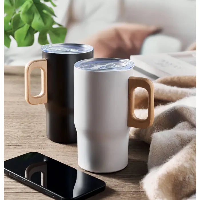 Pahar cu perete dublu 350ml cu doua cani termoizolante negre si albe mate cu maner din lemn deschis si capac transparent