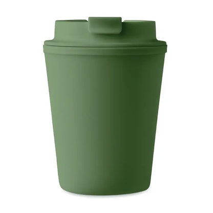 Pahar pp 300 ml este o cana de calatorie din silicon verde masliniu cu capac si maner integrat