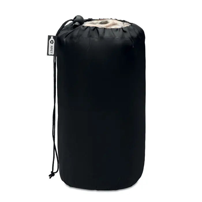 Patura de calatorie din lana rpet cu sac negru cu snur si captuseala interioara bej moale