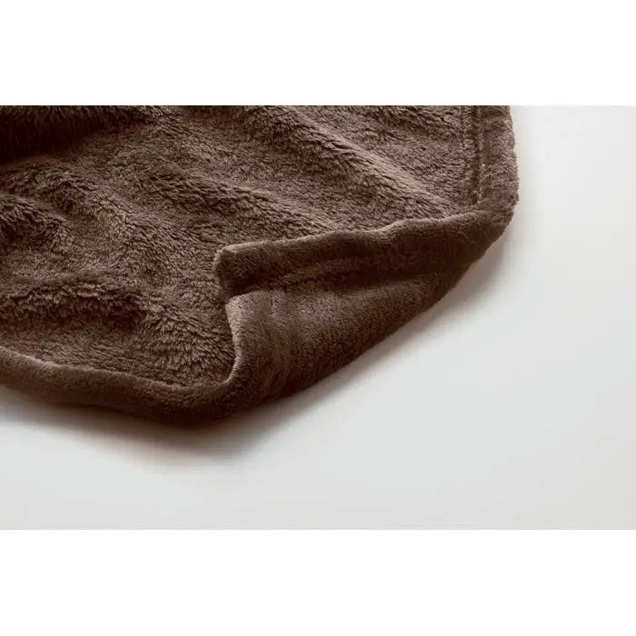 Pătură din lână rpet 280 gr/m² maro ciocolatiu cu fleece plușat și margine bine pliată
