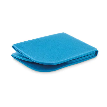 Perna de scaun pentru exterior pliabila albastra din microfibra moale si texturata, impaturita compact