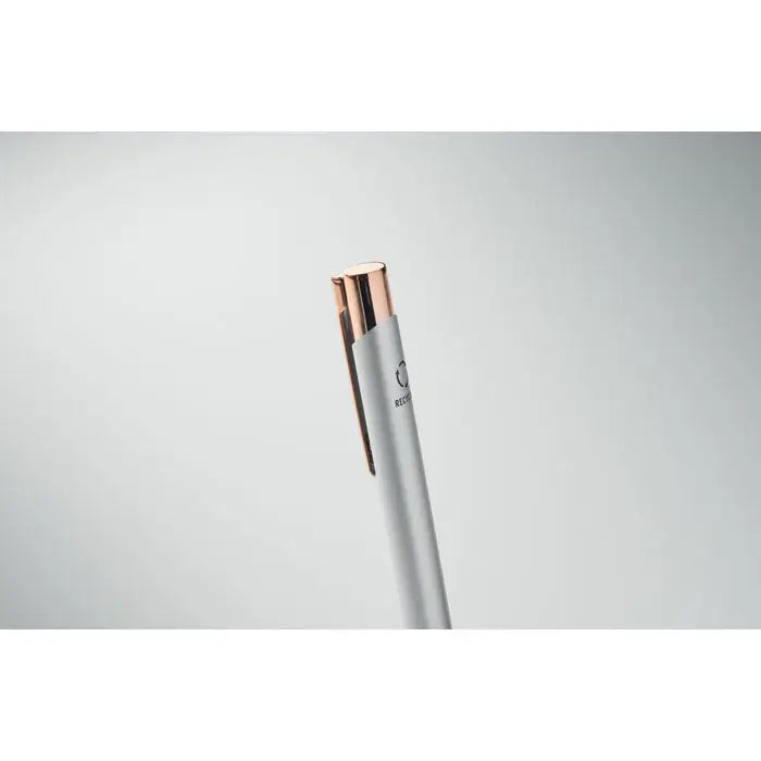 Pix din aluminiu reciclat cu capac si clips roz auriu si corp argintiu minimalista