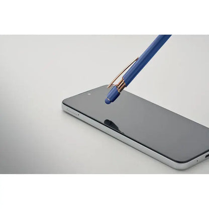 Pix din aluminiu reciclat albastru cu clips rose gold pe un smartphone cu rama argintie
