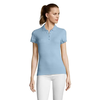 Tricou polo damă passion 170 albastru deschis cu mâneci scurte, guler clasic și nasturi pe fenta