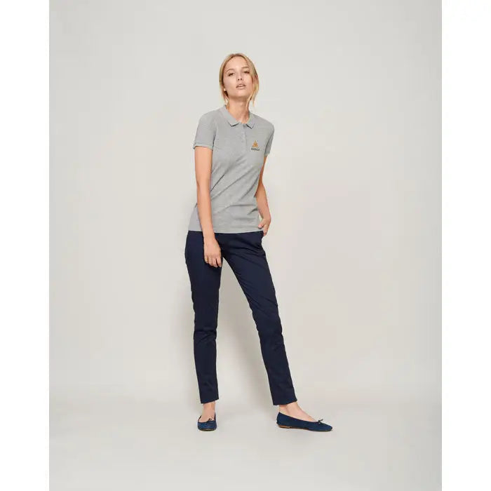 Tricou polo planet women gri cu logo mic brodat pe piept din material de 170g