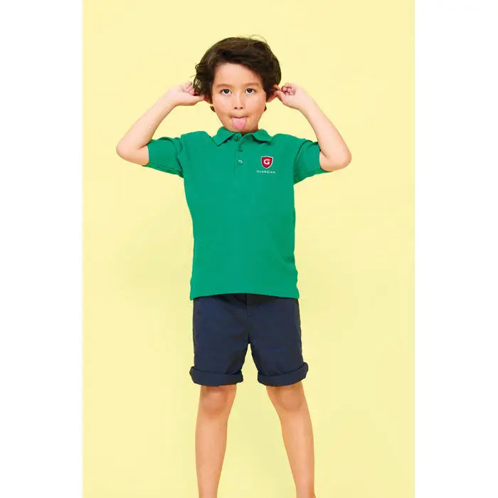 Tricou polo verde summer ii kids 170g cu sigla rosie in forma de scut pe piept
