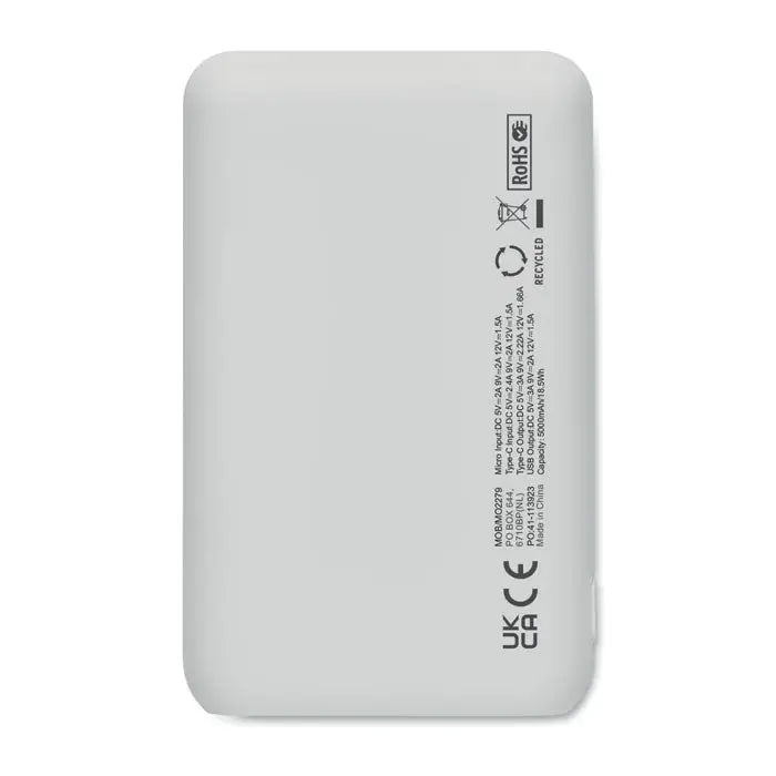 Power bank alb portabil cu margini rotunjite și finisaj mat capacitate 5000 mAh
