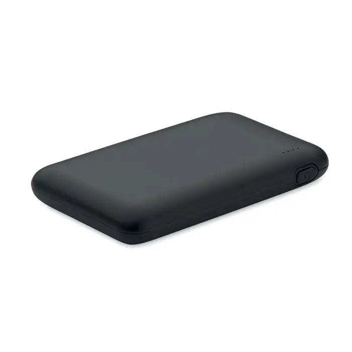 Power bank negru, dreptunghiular, margini rotunjite, finisaj mat, capacitate 5000 mAh, portabil