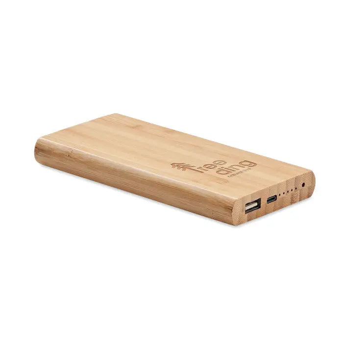 Power bank bamboo de 6000 mah din bambus maro deschis cu logo gravat subtil si porturi usb duble
