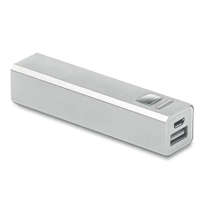 Power bank din aluminiu argintiu dreptunghiular cu finisaj mat si doua porturi usb pentru incarcare rapida