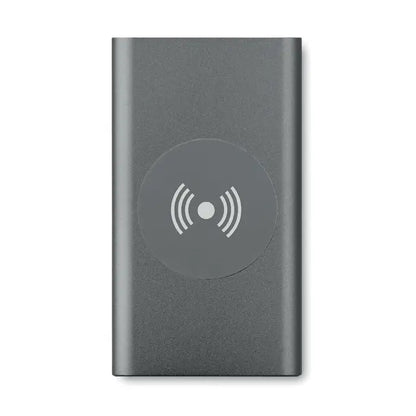 Încărcător wireless dreptunghiular gri cu finisaj mat și simbol alb circular pentru power bank wireless 4000mAh
