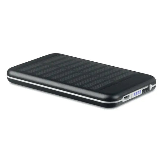 Powerbank solar de 4000 mah negru dreptunghiular cu finisaj mat si margini argintii pentru incarcare portabila