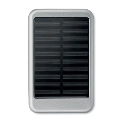 Powerbank solar de 4000 mAh argintiu dreptunghiular cu panou fotovoltaic negru cu dungi orizontale