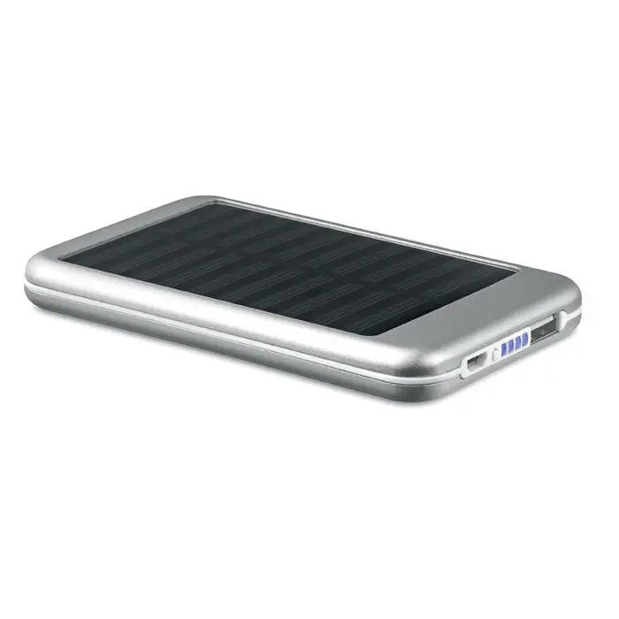 Silver powerbank solar de 4000 mah dreptunghiular cu panou fotovoltaic negru si porturi usb laterale