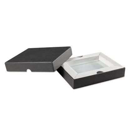 Cutie cadou neagra rectangulara premiul de cristal cu capac transparent si interior alb rotunjit