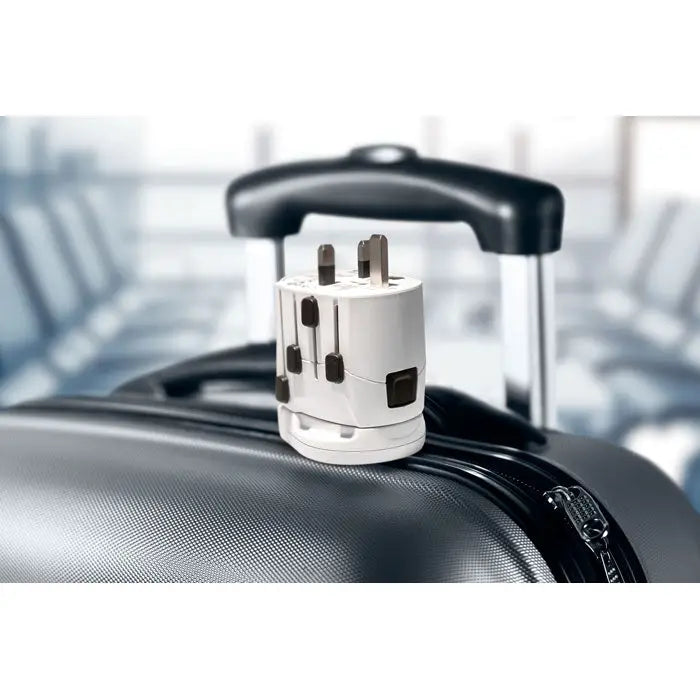 Adaptor de călătorie universal alb cu 3 poli și accente negre pro world si usb