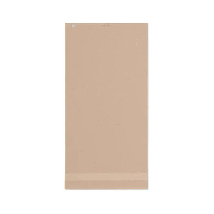 Prosop bumbac organic 140x70cm bej cu suprafata texturata subtil si margine intarita