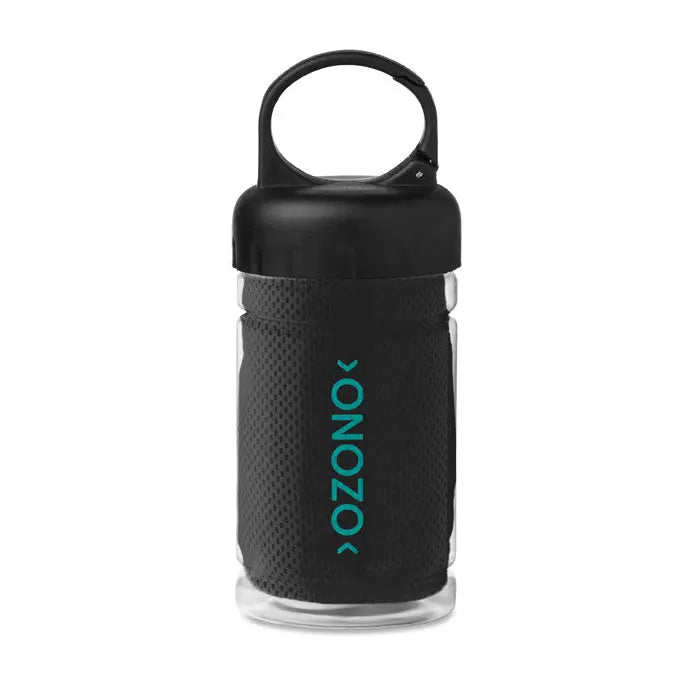 Prosop de racire din sticla PET cu bidon negru imbracat in plasa si capac carabiniera negru cu branding ozono teal
