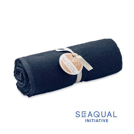 Prosop terry cloth navy albastru 100x170cm legat cu fundă crem și etichetă seaqual pentru curățarea oceanului