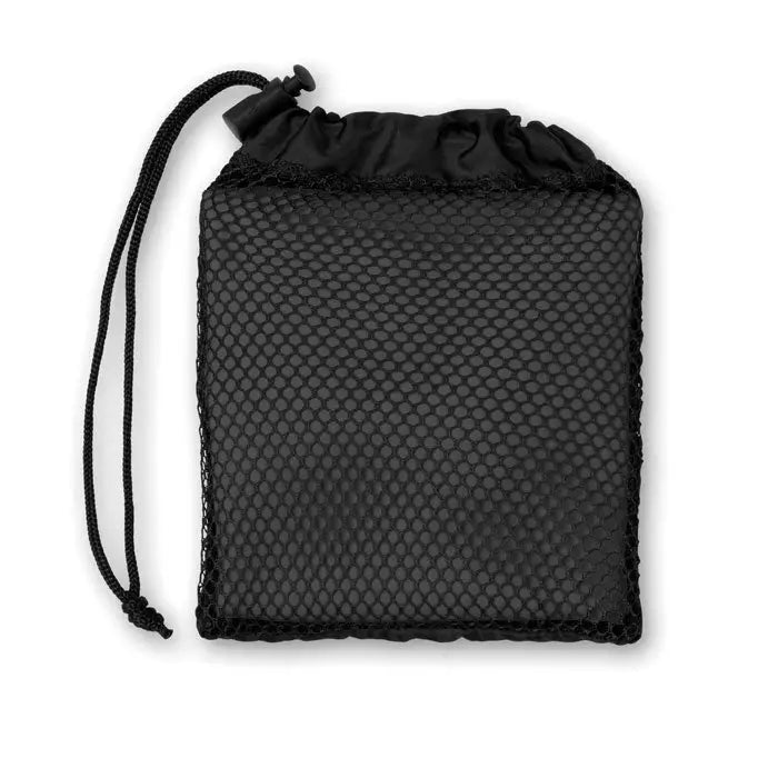 Prosop sport cu husa neagra din plasa cu partea superioara din material textil si snur negru de inchidere