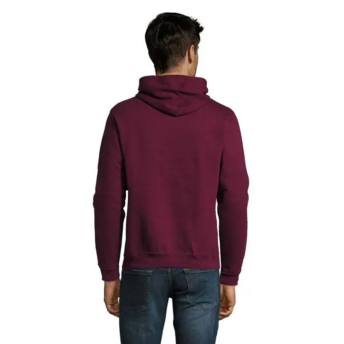Pulover cu gluga snake maro cu textura fleece și manșete rib pentru confort termic