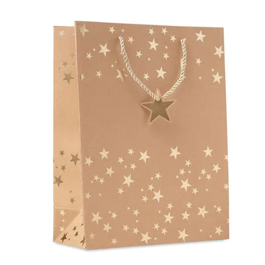 Punga de hartie cadou taupe cu model de stele aurii metalice si charm stea asortat la manere impletite