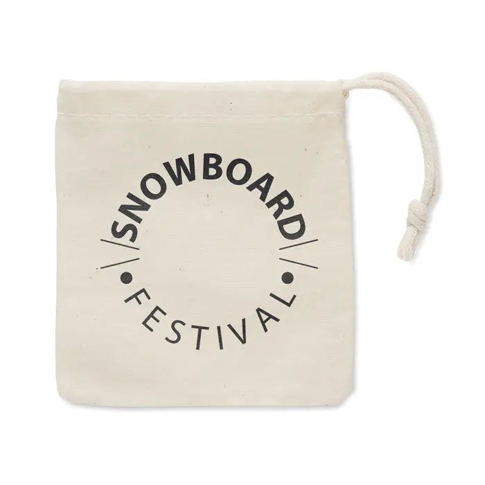 Puzzle din lemn cu sac din panza bej cu snur si logo negru snowboard festival circular imprimat