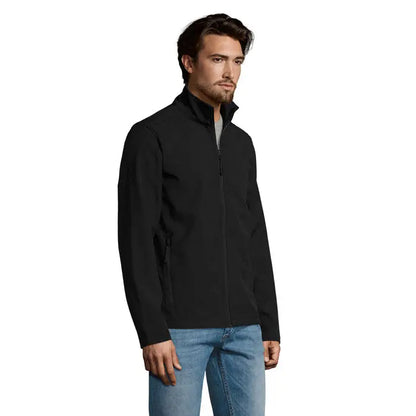 Jachetă neagră softshell pentru bărbați race men softshell zip cu fermoar integral și buzunare laterale discrete