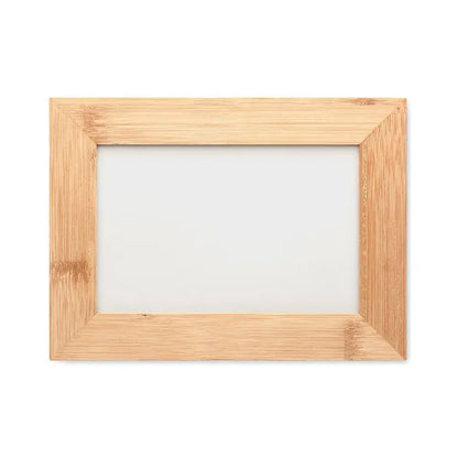 Rama foto din bambus dreptunghiulara cu finisaj natural de lemn deschis si model vertical vizibil