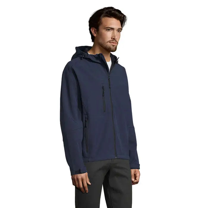 Jachetă softshell cu glugă replay barbati în albastru navy cu fermoare negre pentru protecție și confort ambiental
