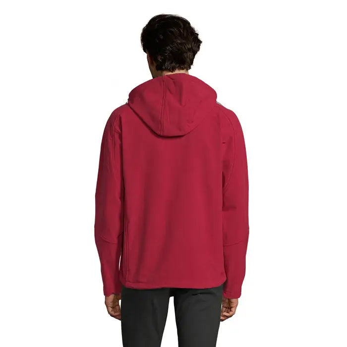 Jachetă softshell replay barbati gluga roșie vibrantă, elegantă, cu design modern și siluetă aerodinamică
