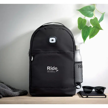 Rucsac black ride din rpet cu o lumina circulara frontala si buzunar lateral din plasa cob light