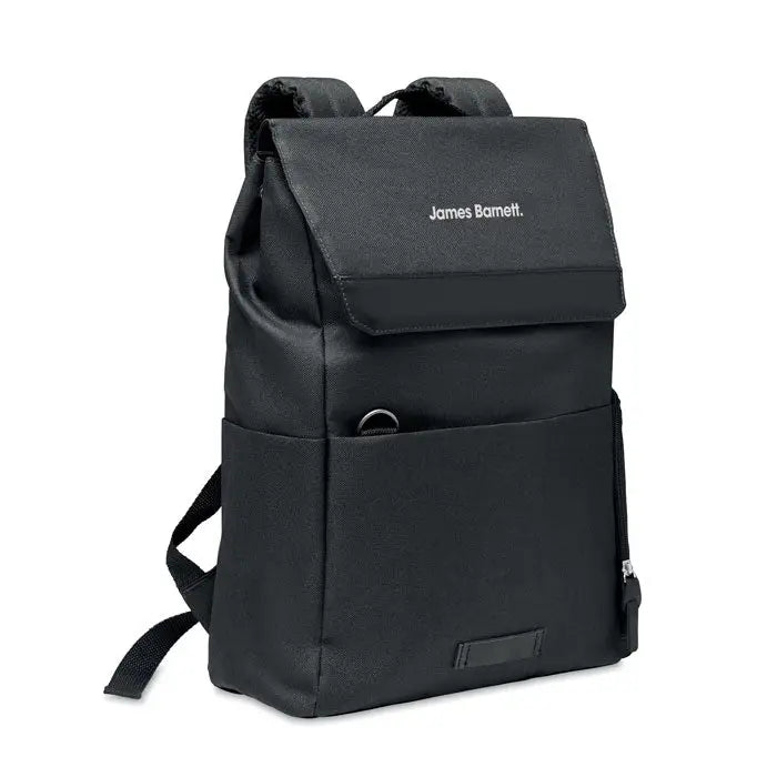 Rucsac pentru laptop 600D RPET negru james bennett cu design minimalist si branding alb subtil pe clapeta